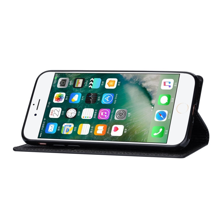 Case – Leather, Magnetic (iPhone 6 Plus)