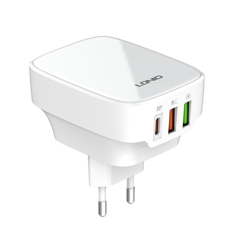 LDNIO Q334 32W Type-C + Dual USB Port Charger with 1m USB-C / Type-C to USB-C / Type-C Data Cable, EU Plug, UK Plug, US Plug – TPU EU Plug White