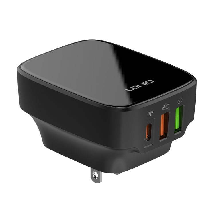 LDNIO Q334 32W Type-C + Dual USB Port Charger with 1m USB-C / Type-C to USB-C / Type-C Data Cable, EU Plug, UK Plug, US Plug – TPU US Plug Black