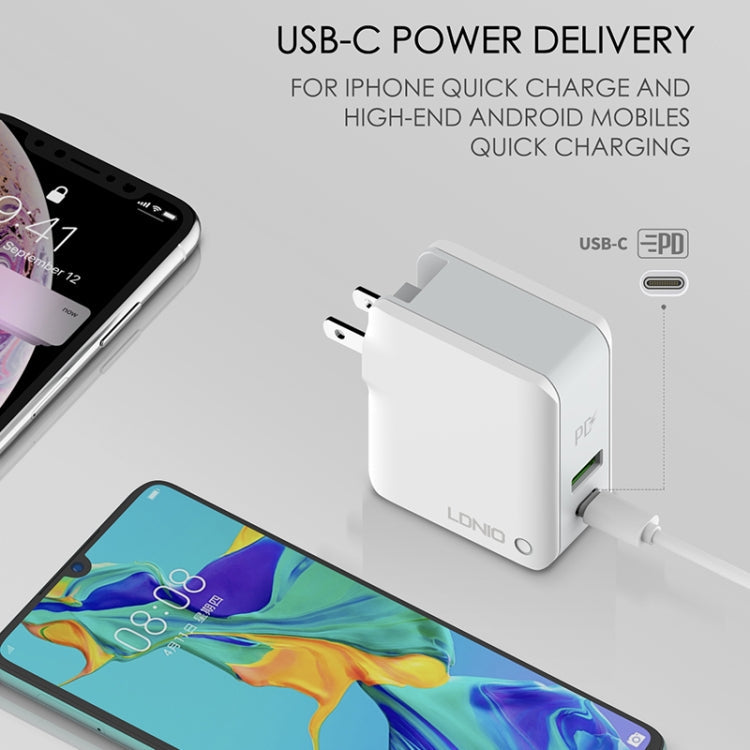 LDNIO A4403C 30W PD + Auto-id Foldable Fast Travel Charger with 1m USB-C / Type-C Cable, AU Plug, with Type-C Cable, 30W with Type-C Cable – TPU