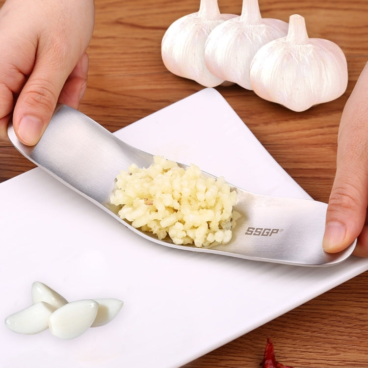 SSGP Kitchen Tool Manual 304 Stainless Steel Brushed Texture Garlic Presser, 304 Stainless Steel Garlic Crusher 304 Stainless Steel Garlic Crusher