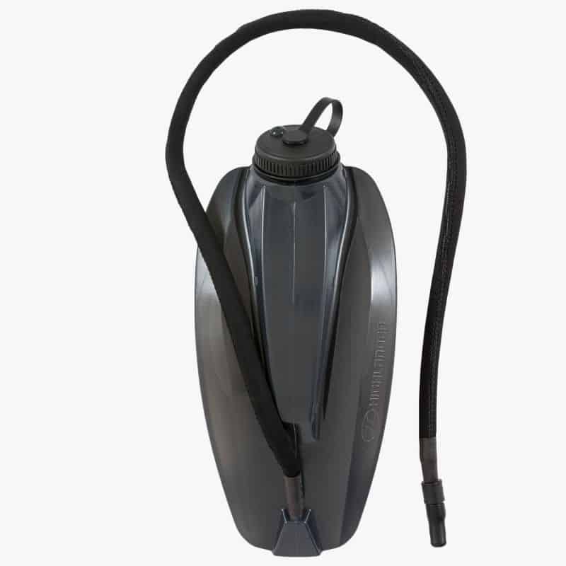 Highlander Blade Pe Bladder With Insulated Hose, 2L