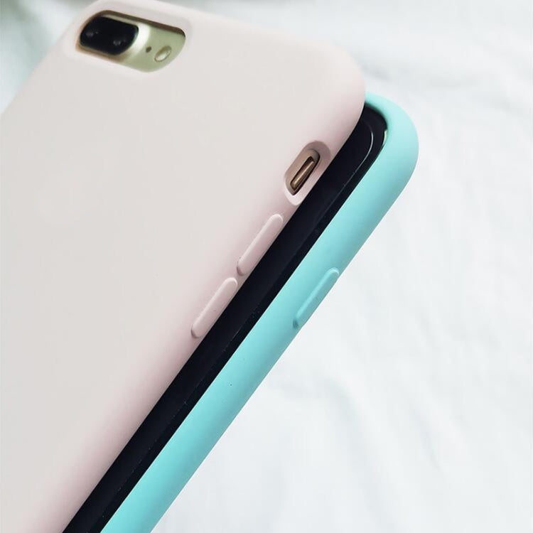 Case – Silicone (iPhone 8 Plus)