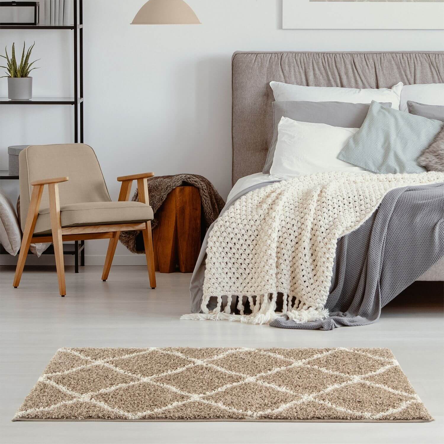 Moroccan Beige Shaggy Rug