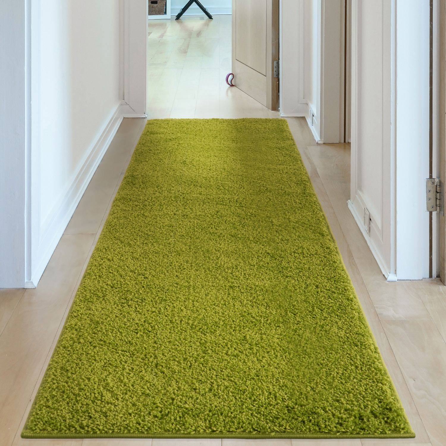 Solid Green Shaggy Rug