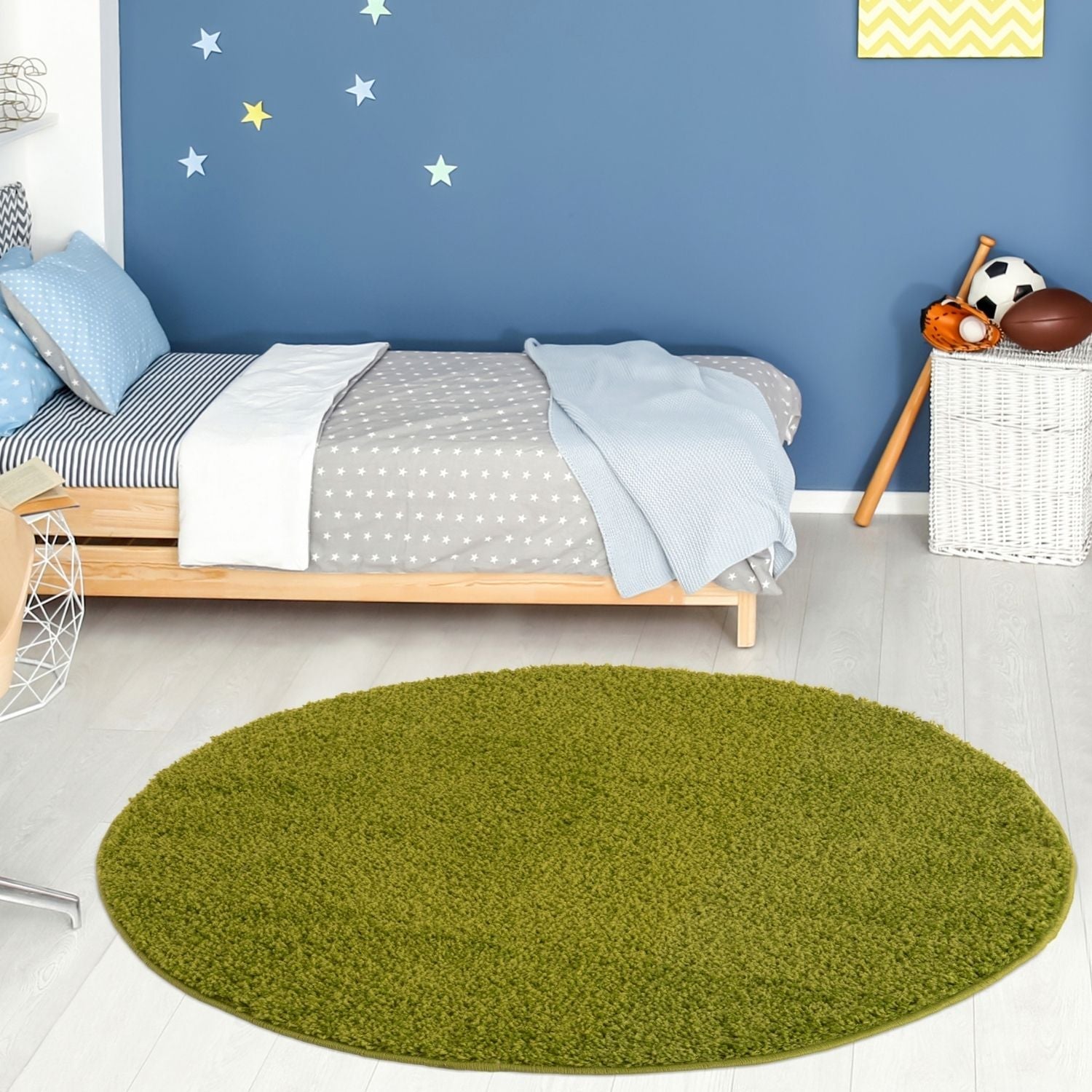 Solid Green Shaggy Rug