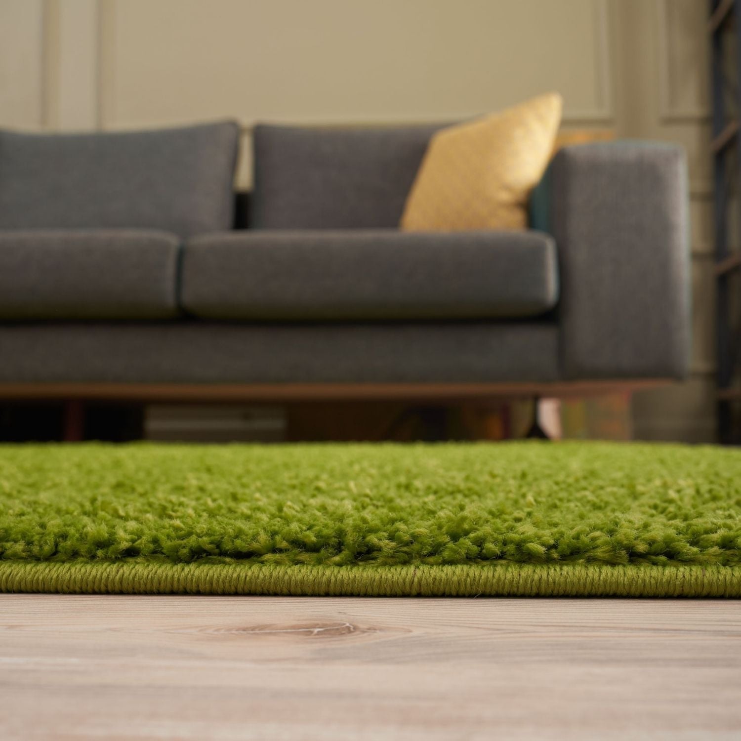 Solid Green Shaggy Rug