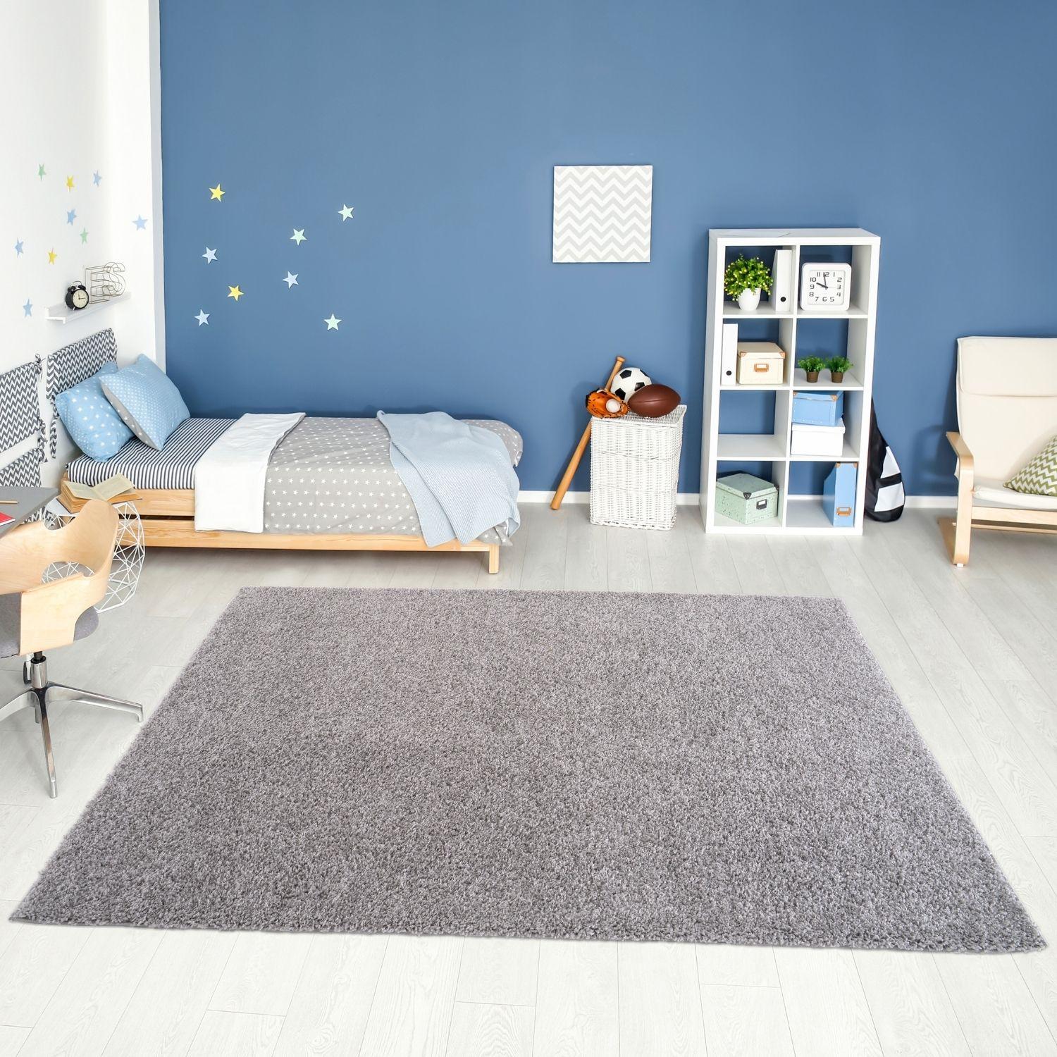 Solid Grey Shaggy Rug