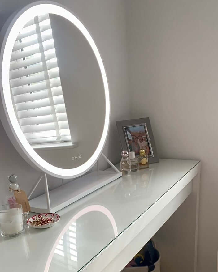 Round Vanity Face LED Mirror White 60x67cm
