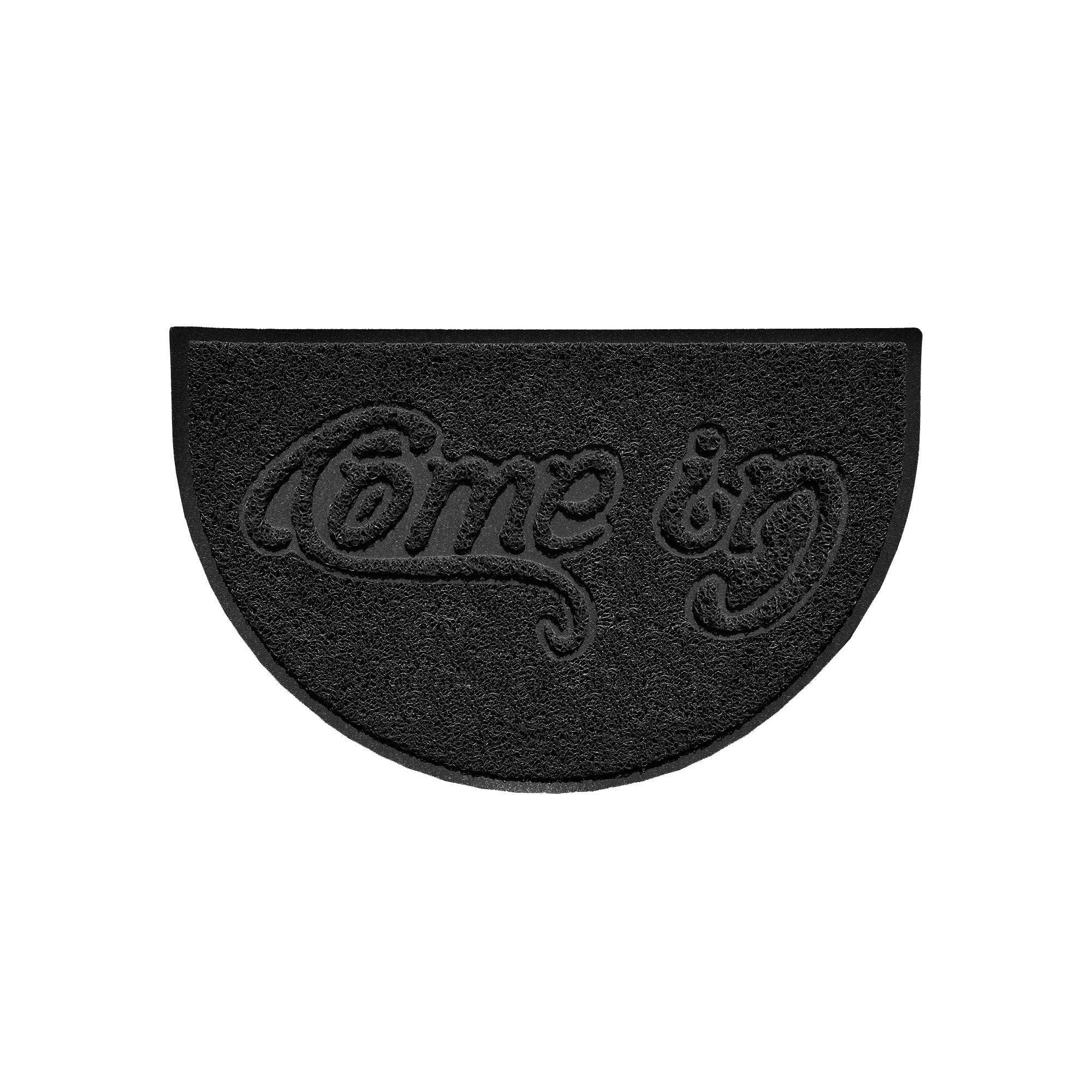 Come In Embossed Halfmoon Spaghetti Doormat Black