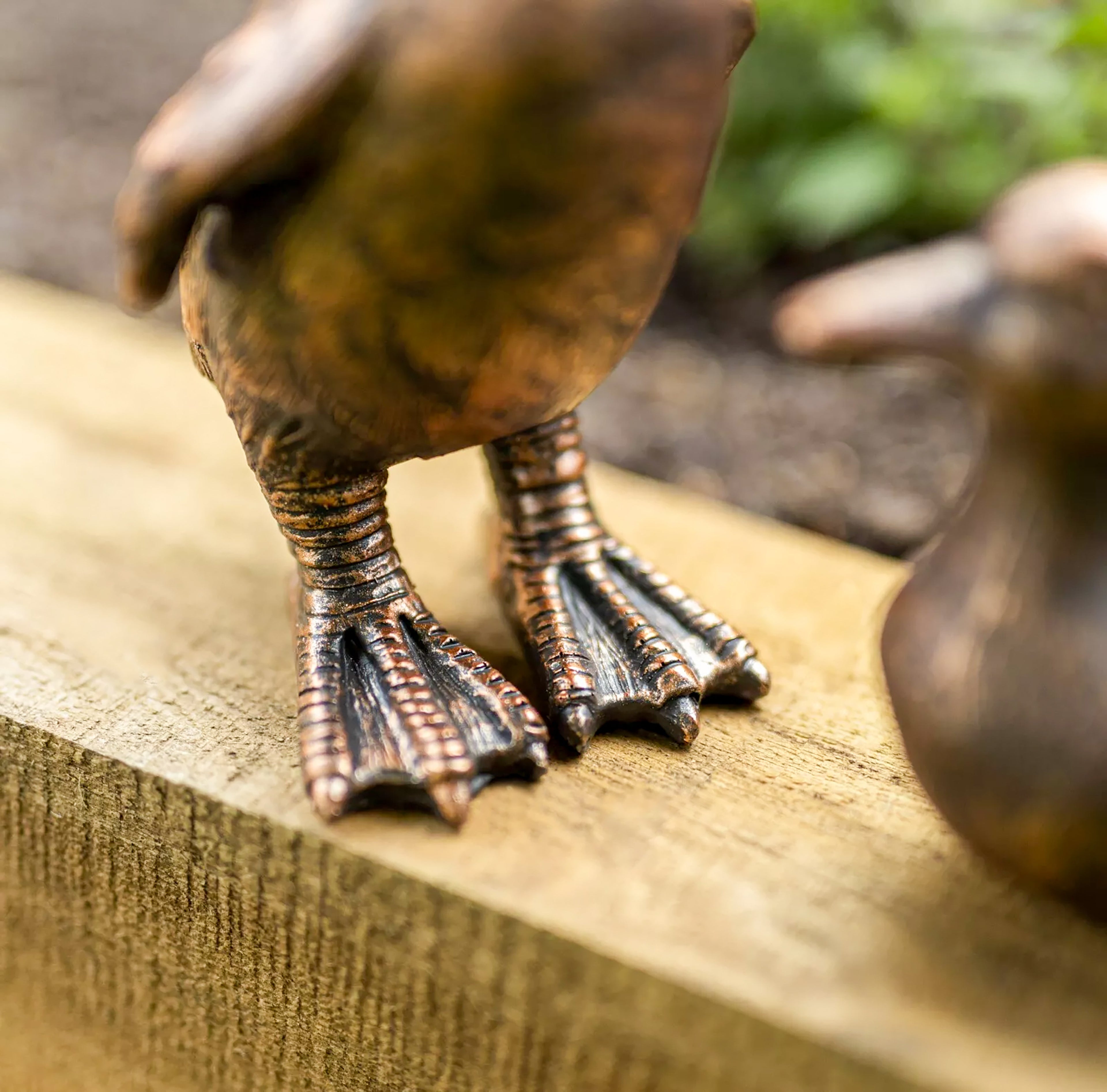 Set of 4 Resin Duck Family Ornaments – Decorative Garden Duck Figurines