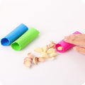 5 PCS Soft Resin Tube Shaped Reusable Magic Handheld Rolling Garlic Peeler Kitchen Tools (Random Color Delivery), Random Color Delivery Random Color Delivery