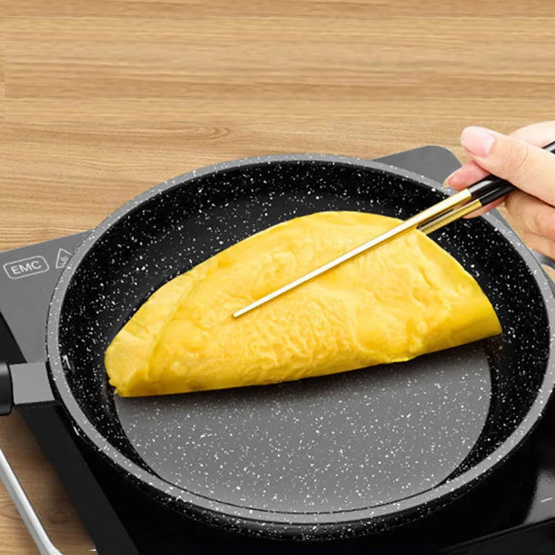 Non-Stick Frying Pan – Skillet for Eggs, Pancakes, Meat, Fish, Searing, Sautéing &amp; Everyday Cooking, Gas & Induction Compatible, Available in 24cm, 26cm & 28cm with Optional Lid