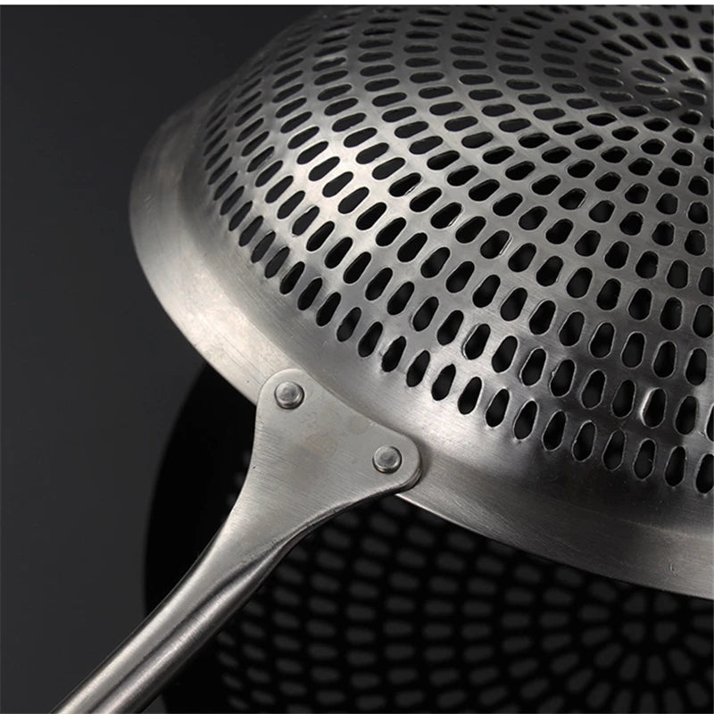 304 Stainless Steel Fine Mesh Kitchen Skimmer Strainer with Non-Slip Anti-Scald Wooden Handle, Great for Deep Frying, Noodles, Dumplings, Pasta & Vegetables, Oil Filtering & Draining, Available in 14cm, 16cm & 19cm Sizes