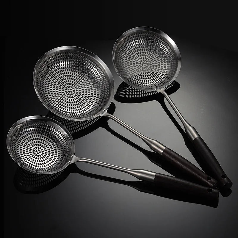 304 Stainless Steel Fine Mesh Kitchen Skimmer Strainer with Non-Slip Anti-Scald Wooden Handle, Great for Deep Frying, Noodles, Dumplings, Pasta & Vegetables, Oil Filtering & Draining, Available in 14cm, 16cm & 19cm Sizes