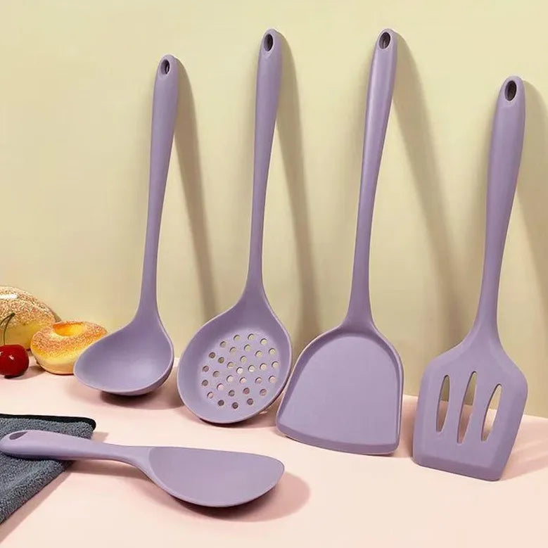 5-Piece Silicone Kitchen Utensil Set – Slotted Turner, Skimmer, Wok Turner, Soup Ladle & Rice Spoon, Non-Scratch, Great for Cooking and Everyday Kitchen Use Purple