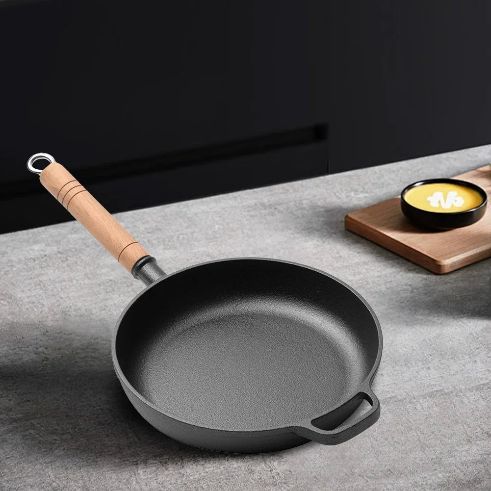 Old-Fashioned Pre-Seasoned Cast Iron Pan With Wooden Handle Flat Bottom Camping Skillet Uncoated Non-Stick For Searing Sauteing Stir-Frying