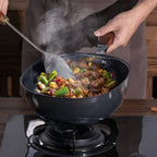 24cm Refined Iron Square Deep Skillet with Glass Lid & Wooden Handle – No Coating, Flat Bottom, Deep Wok-Style Stir Fry Pan, Great Cookware for Frying, Boiling, and Stir-Frying