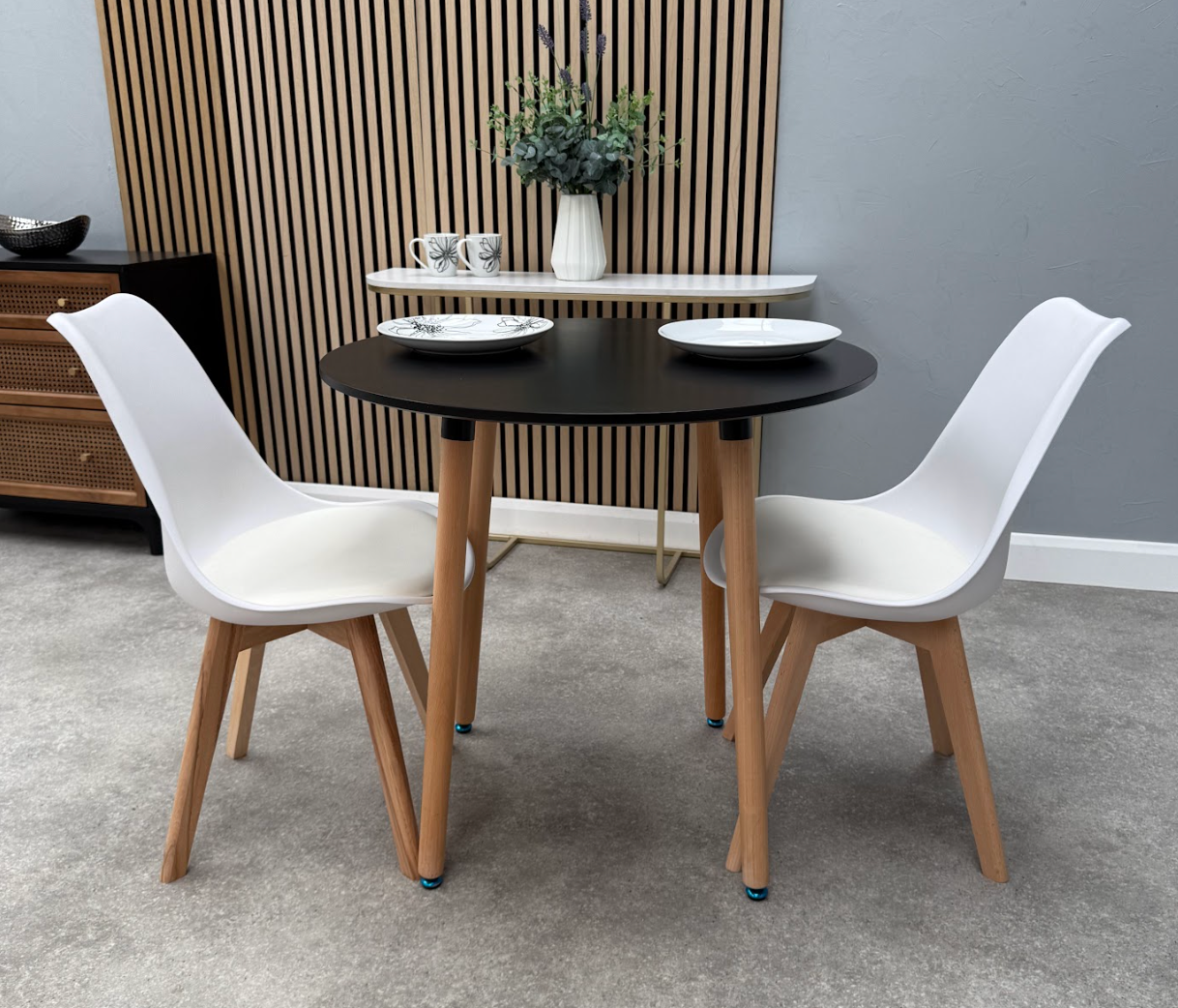 Round Dining Set of 2 White Pack of 2 Black