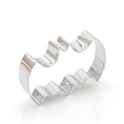 2 PCS Stainless Steel Cookie Cutter Bat Modeling Mold Halloween Cutting Mold DIY Tool – Durable Build, Easy to Use