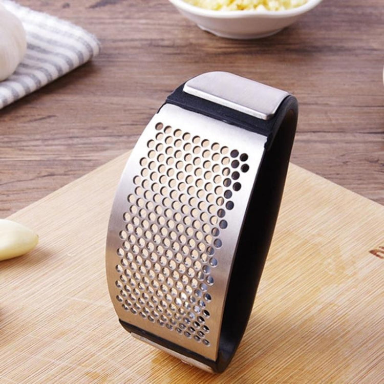 Stainless Steel Garlic Presser Manual Garlic Mincer Chopping Garlic Tools, Garlic Presser(Black)