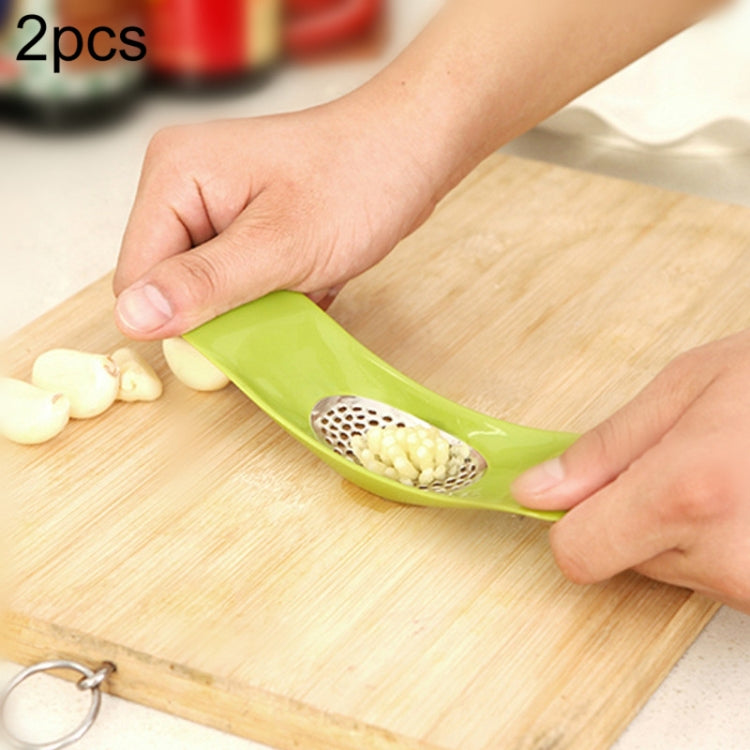 2 PCS Multifunctional Stainless Steel Arc-shaped Garlic Press Household Manual Garlic Crusher, Random Color Delivery, Garlic Crusher Garlic Crusher
