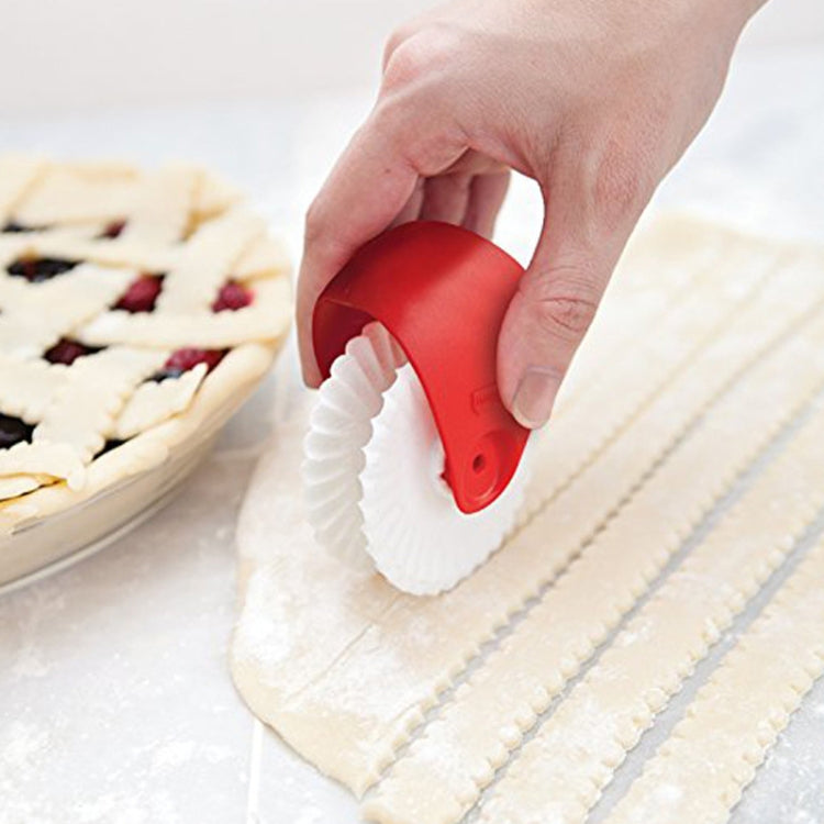 Baking Tools Pasta Cutting Wheel Hemming Wheel Manual Noodle Cutter Roller Knife Creative Kitchen Gadgets Point Cut