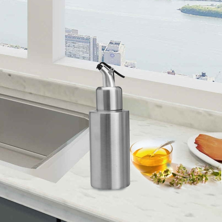 Cylindrical Seasoning Bottle Stainless Steel Oil Pot, 250 ml, 350 ml, 550 ml – Durable Build, Easy to Use 250 ml B