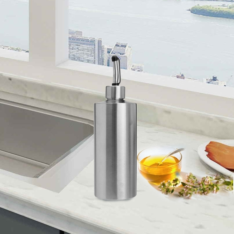 Cylindrical Seasoning Bottle Stainless Steel Oil Pot, 250 ml, 350 ml, 550 ml – Durable Build, Easy to Use 350 ml A