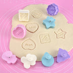 4 in 1 Three-Dimensional Fondant Biscuit Embossing Mold Push-Type Cake Mold Random Style Delivery, Push-Type Cake Mold – Durable Build, Easy to Use Push-Type Cake Mold