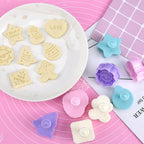 4 in 1 Three-Dimensional Fondant Biscuit Embossing Mold Push-Type Cake Mold Random Style Delivery, Push-Type Cake Mold – Durable Build, Easy to Use
