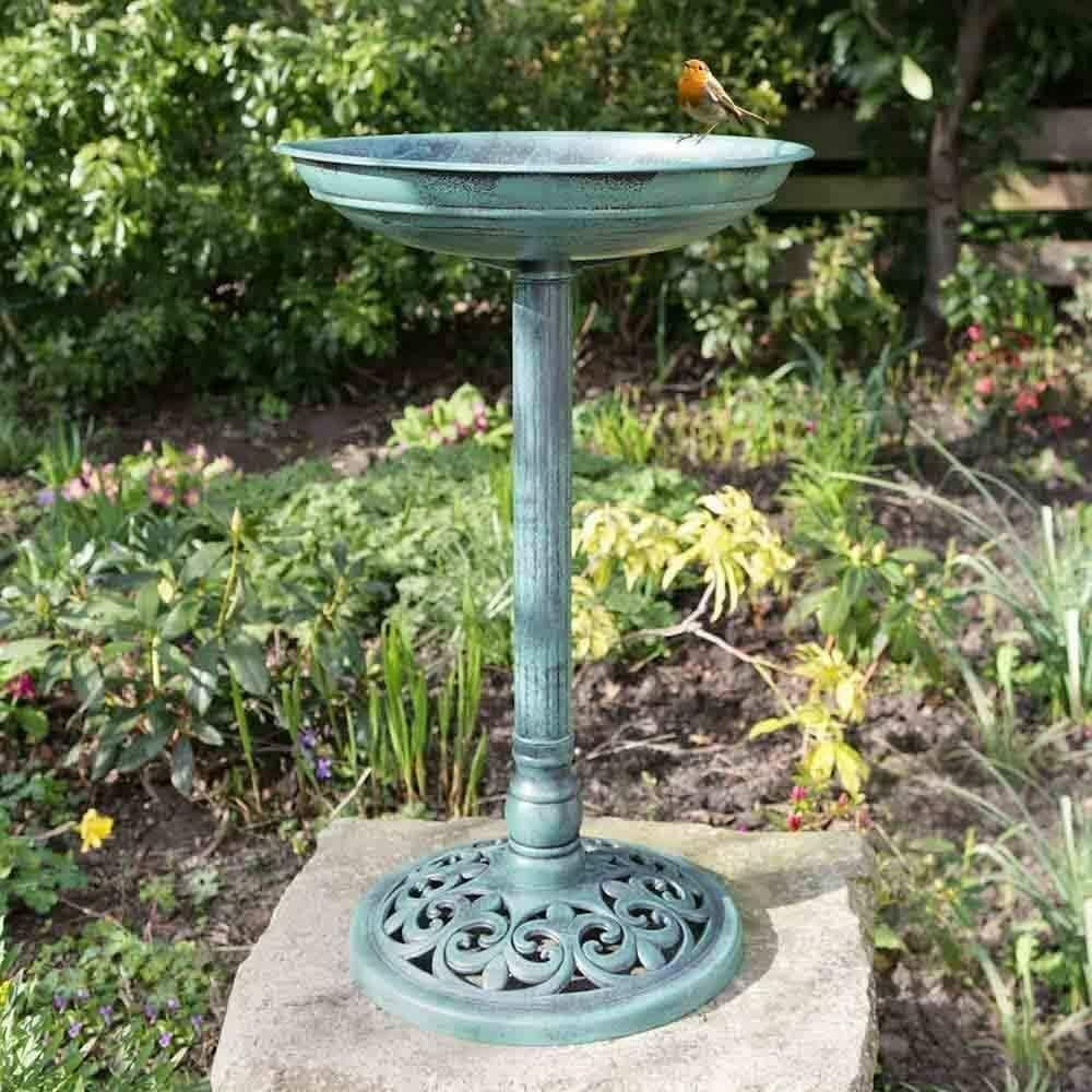 Traditional Freestanding Weatherproof Bird Bath Garden Feeder