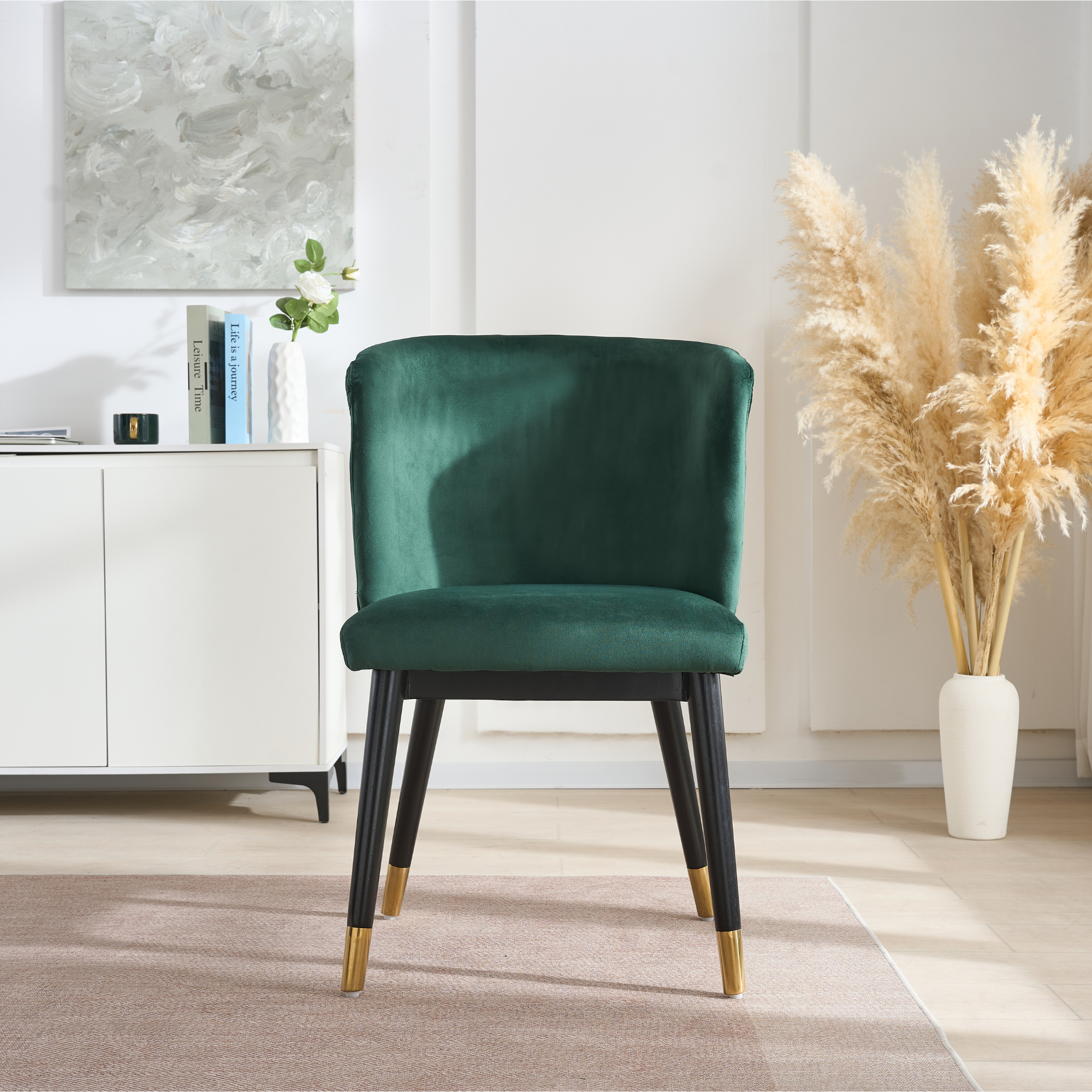 Modern Velvet Dining Chair with Tufted Back – Wooden Frame & Gold-Tipped Rubberwood Legs