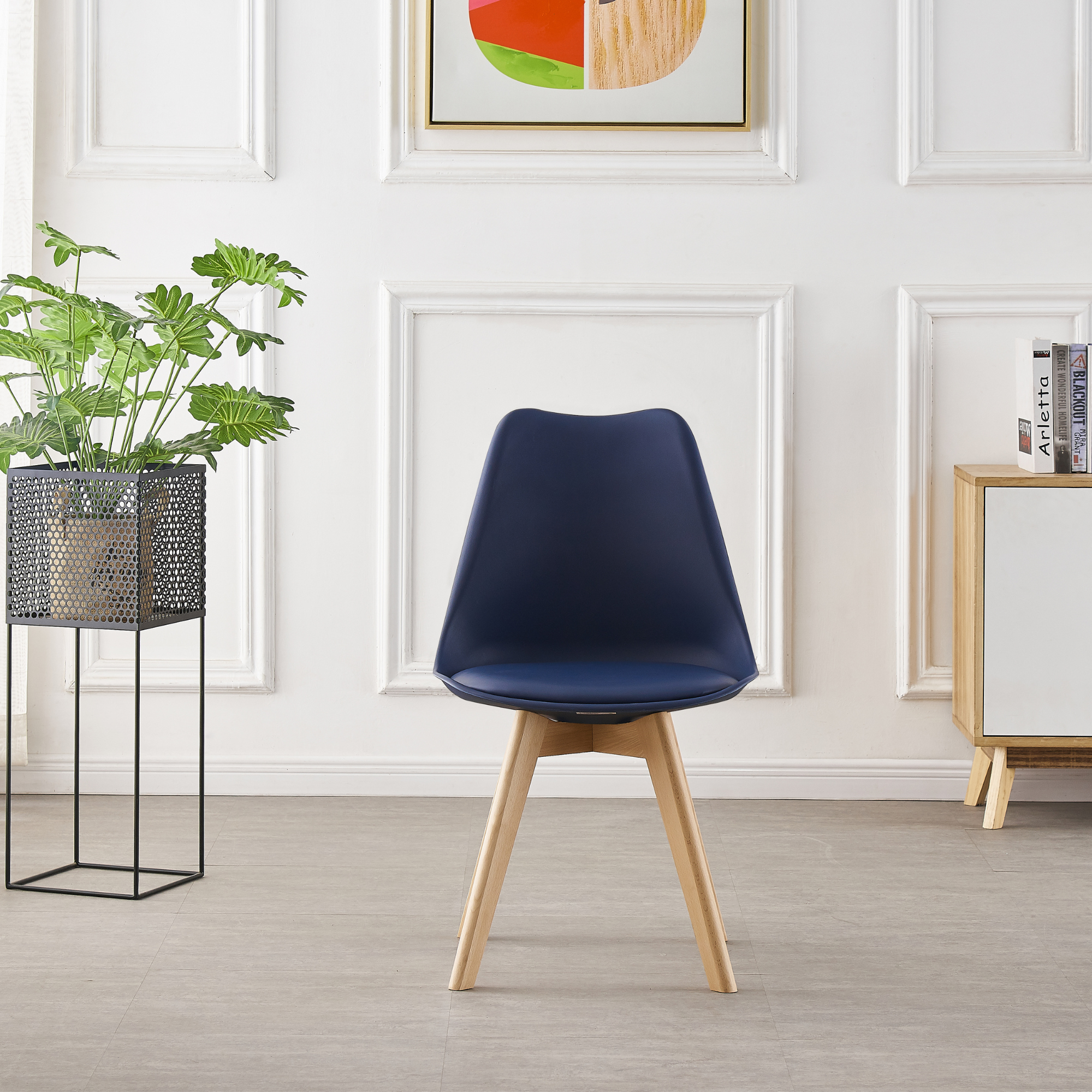 White Halo Dining Table & Set of 4 Lorenzo Jamie Tulip Dining Chairs with Padded Seat