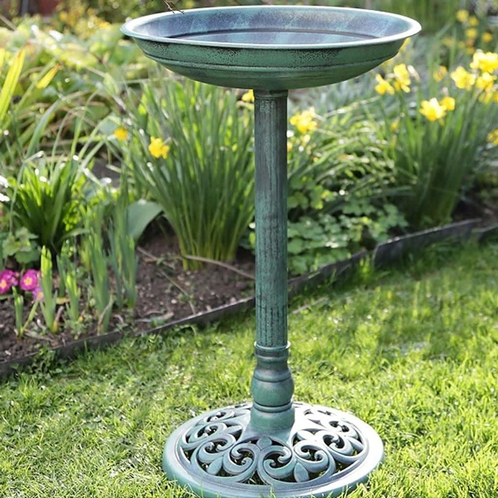 Traditional Freestanding Weatherproof Bird Bath Garden Feeder