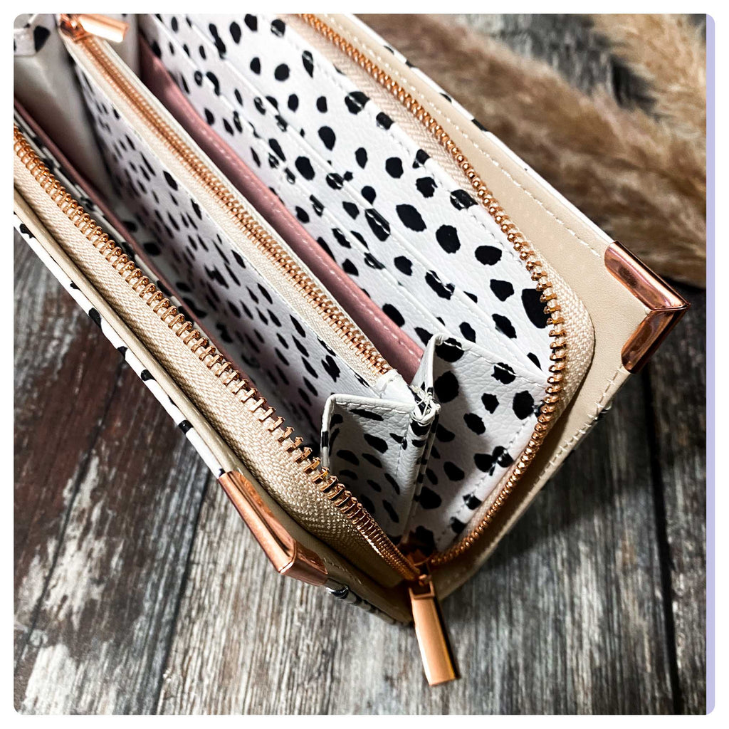 "De Vil" Dalmatian Continental Fab-Purse