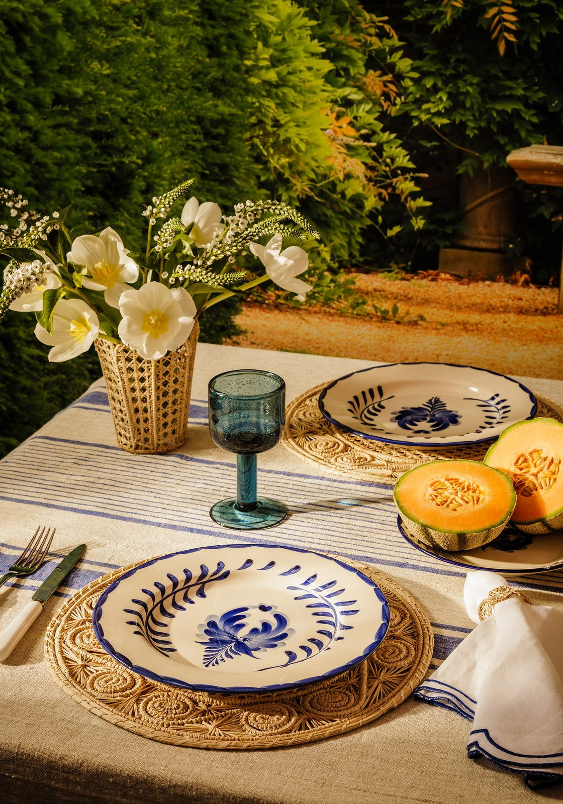 Pandora Dinner Plate, Cobalt Blue Set of 4