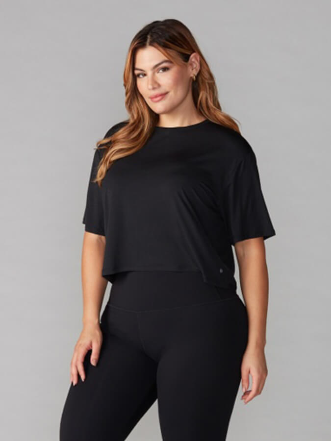 Tavi Crop Top Women's Tee