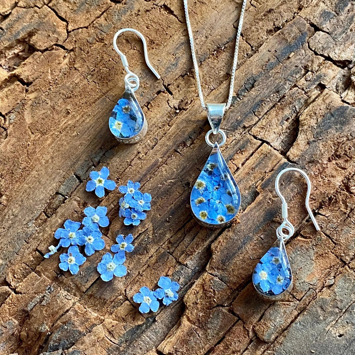 Forget-Me-Not Necklace Teardrop Pendan
