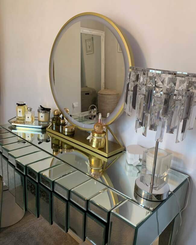 Round Vanity Face LED Mirror Gold 60x67CM