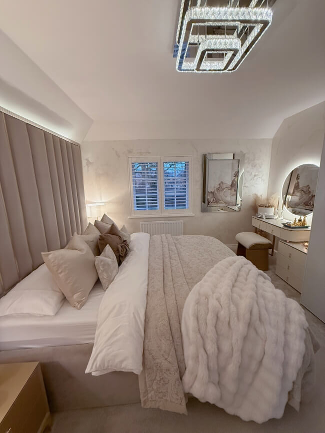Round Wall Mounted LED Mirror 80cm