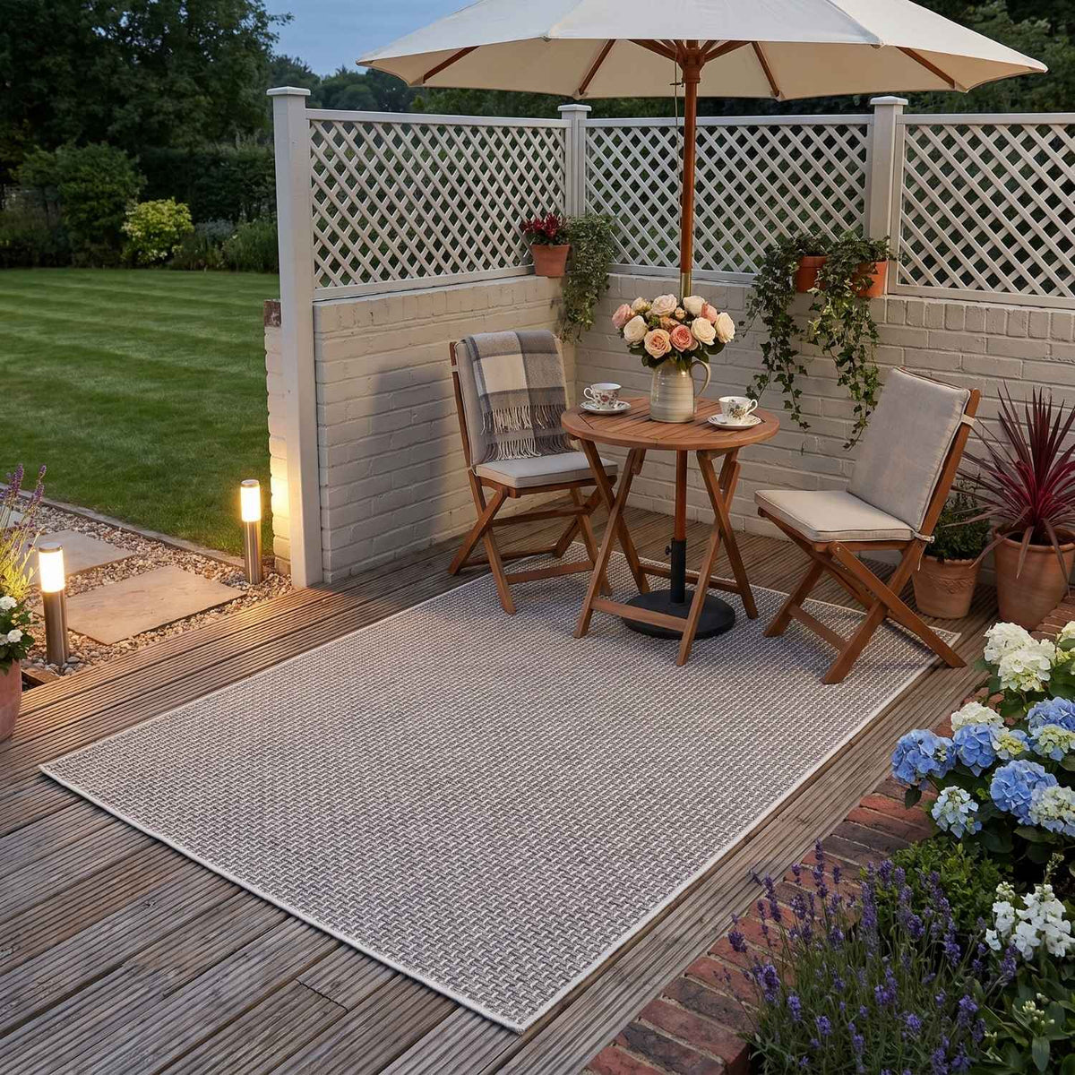 Magic Outdoor Rug Cream