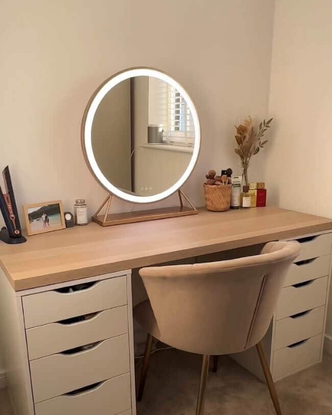 Round Vanity Face LED Mirror Gold 60x67CM