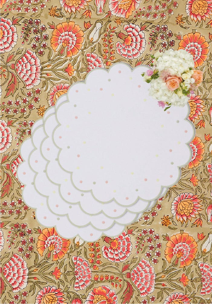 Scalloped Garden Round Placemats - Set of 4