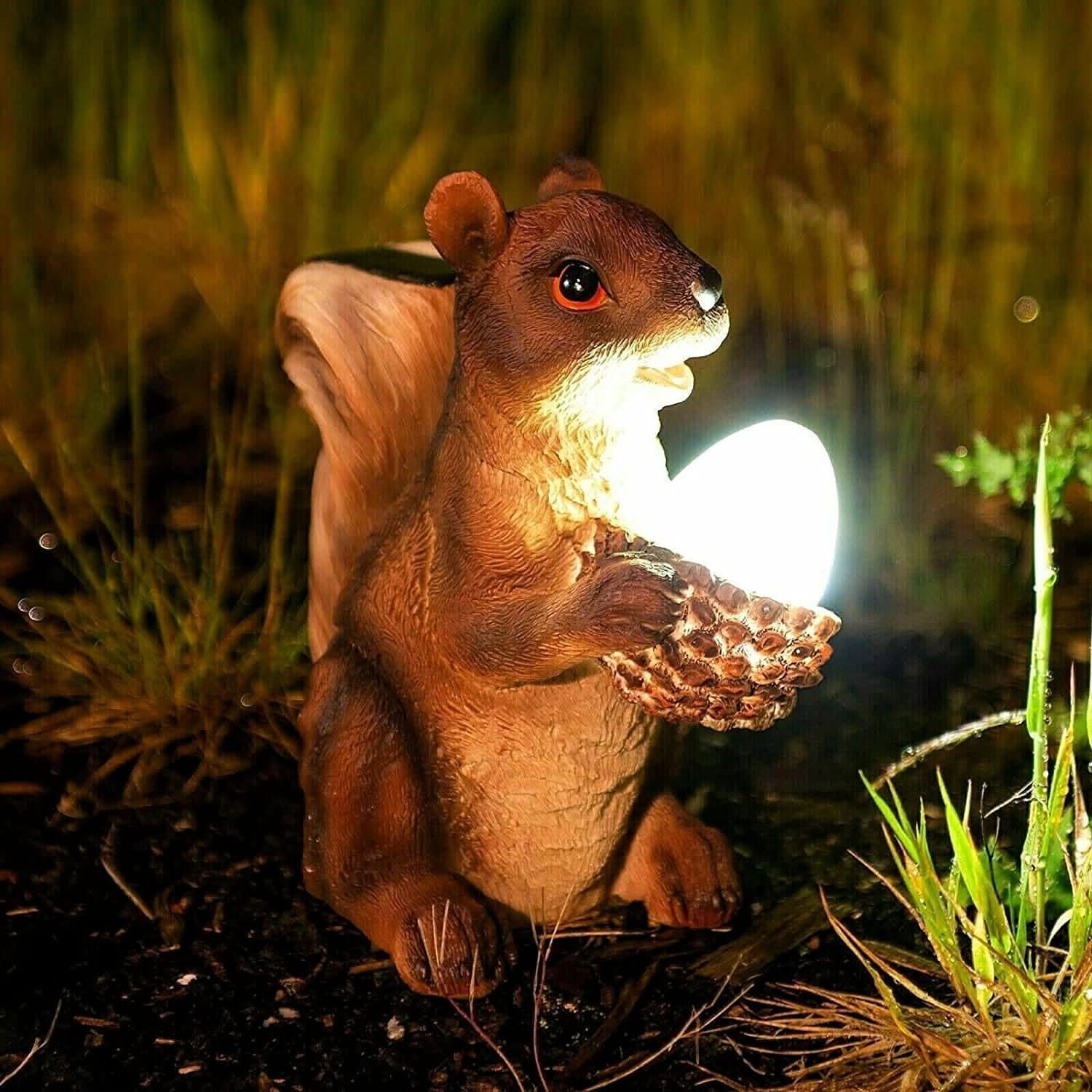 Solar Red Squirrel Garden Ornament LED Resin Outdoor Decoration