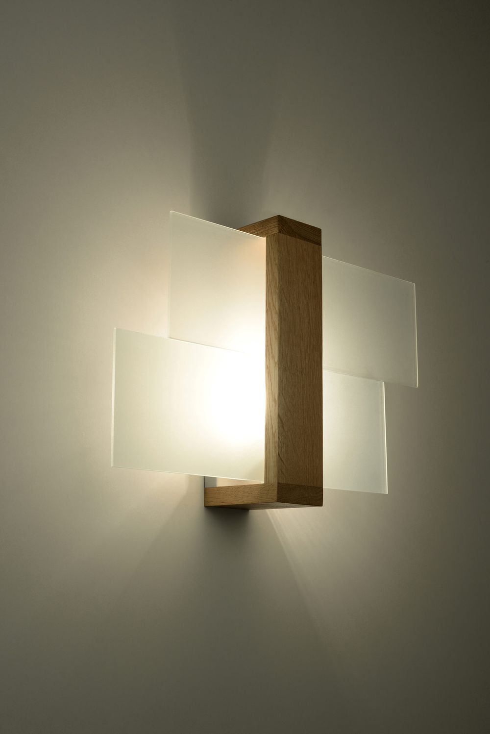 Modern Loft Design LED Wall Lamp - Natural Wood - Professional Quality - Best for Any Room - Feniks Collection