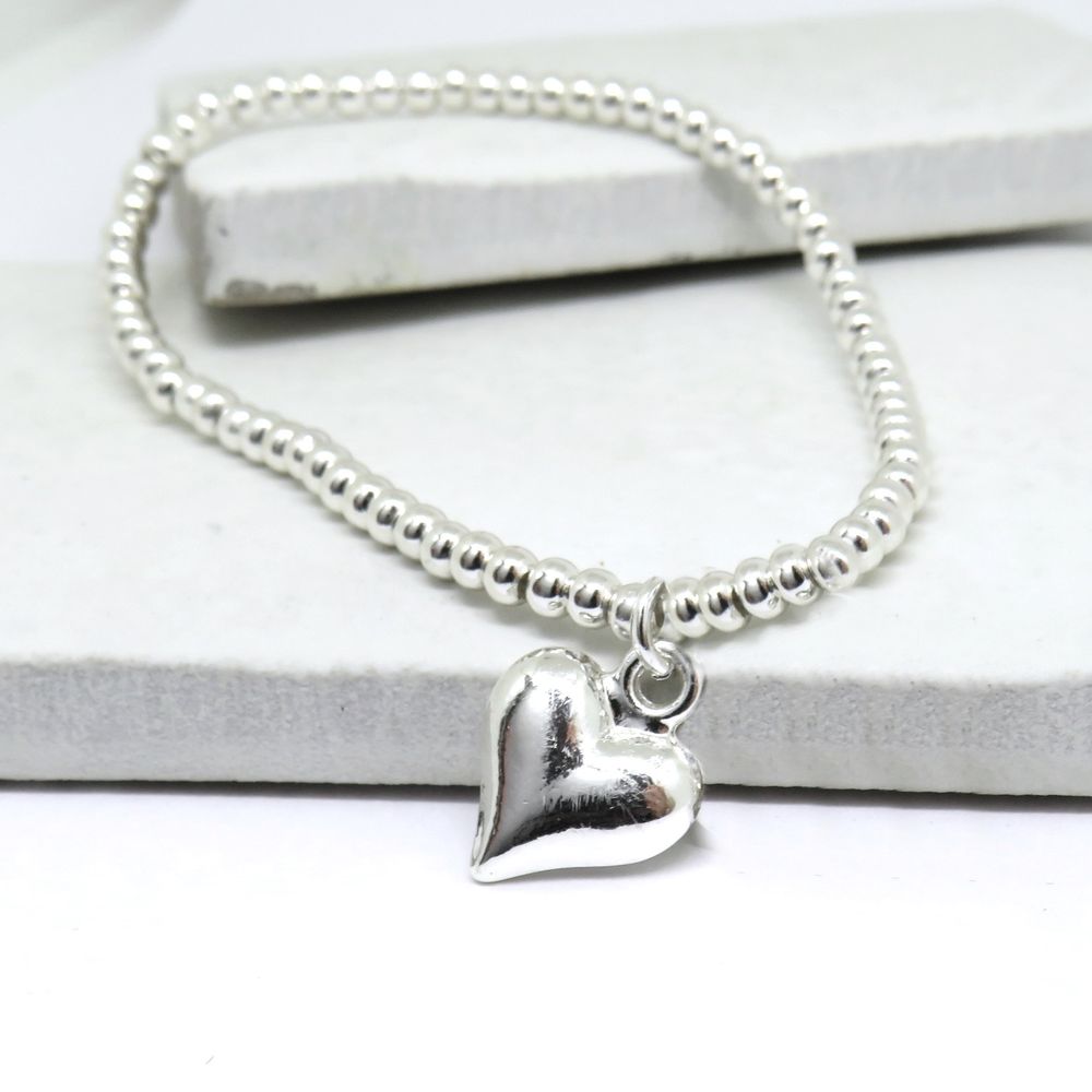 Puff Heart Silver Beaded Stretch Bracelet in Silver