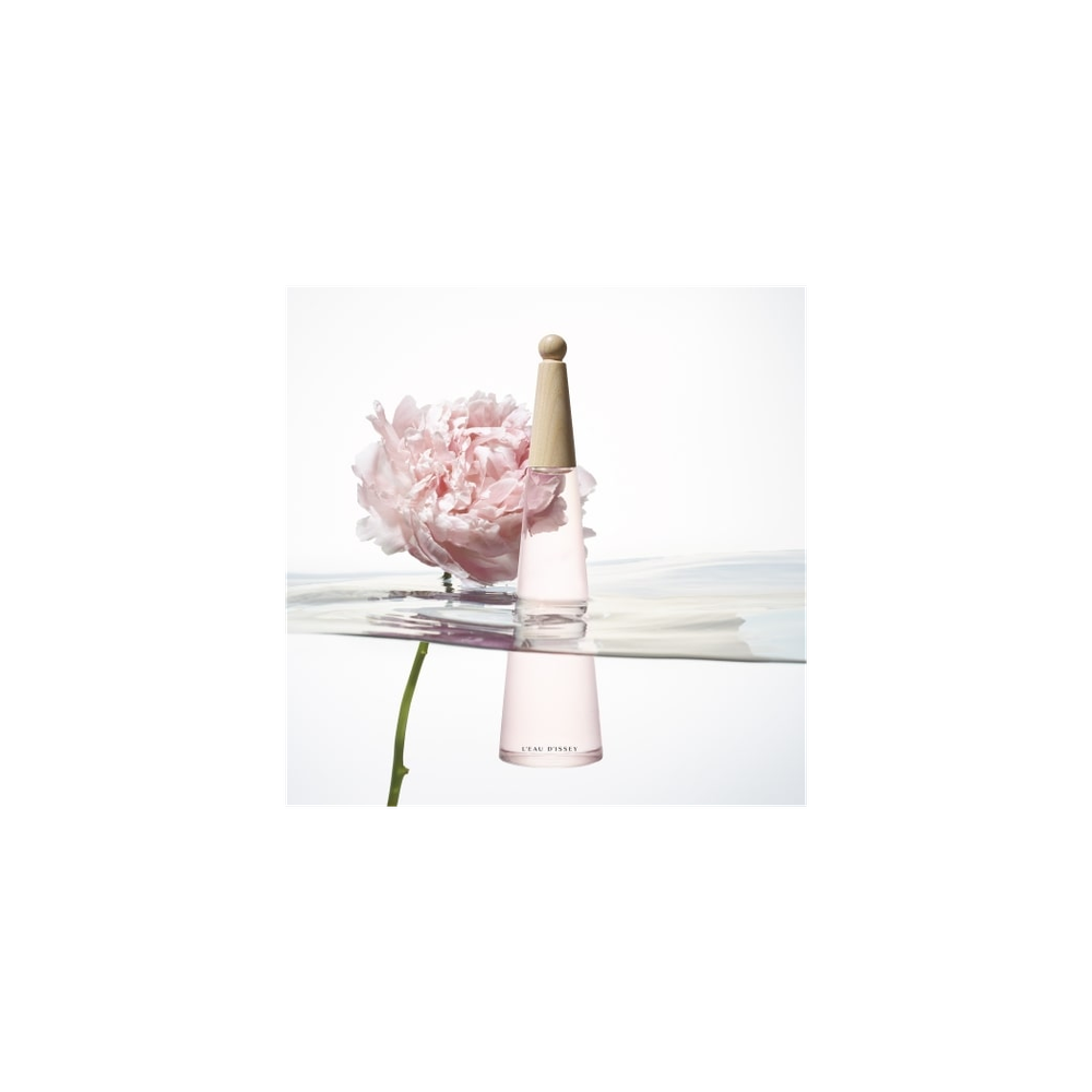 Pivoine Intense Eau De Toilette Spray 50ml