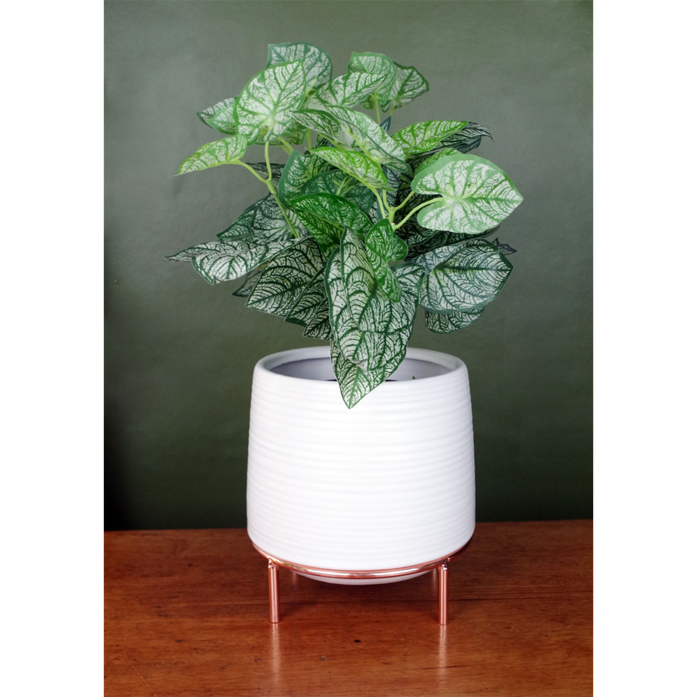 Elegant White Ceramic Planter w/ Metal Stand - Stylish Design!