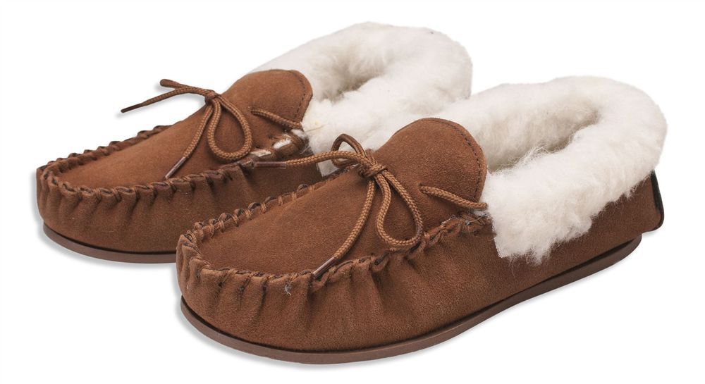 Womens Sheepskin Suede Moccasin Slippers With Rubber Sole - 417-100 Chestnut